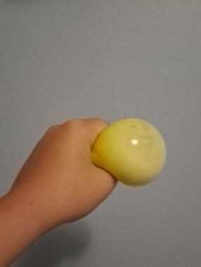 Really Cute Used Yellow Bee Squishy